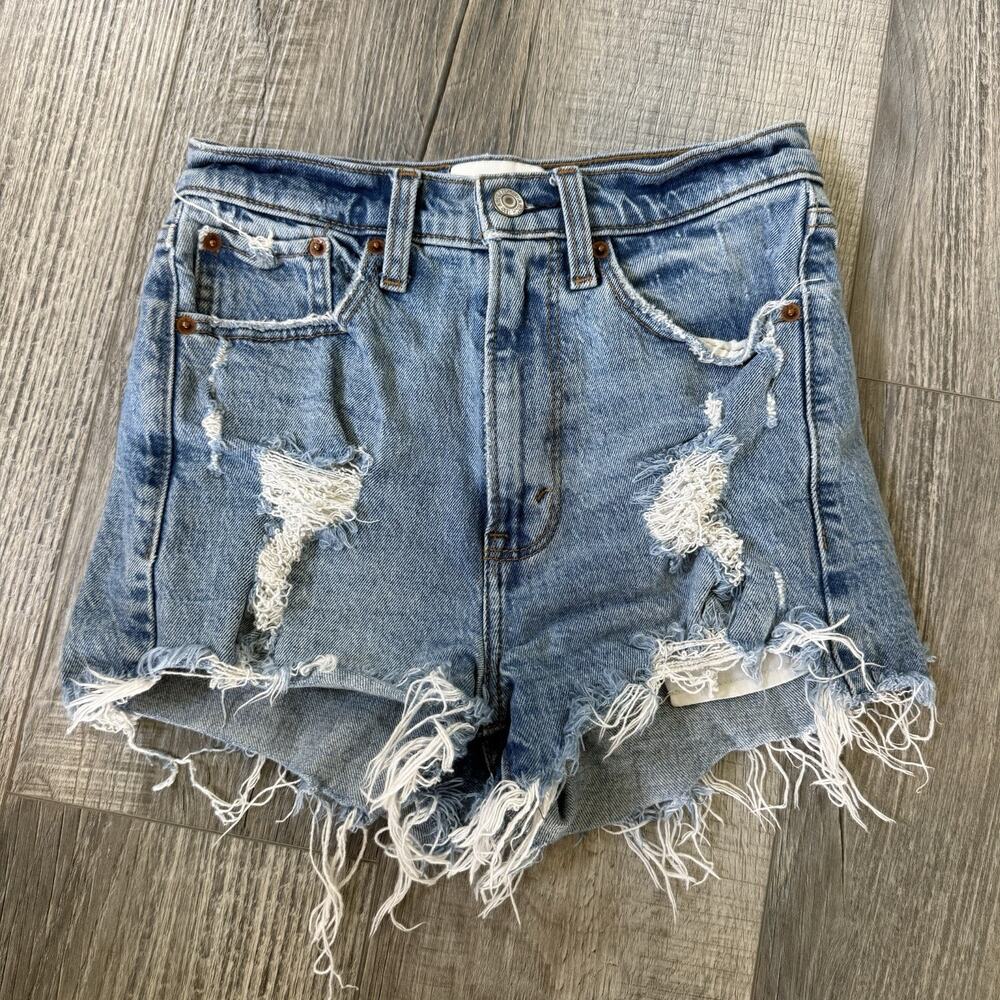 Abercrombie Fitch Ultra High Rise Mom Shorts Size 24/00 Distressed Cut Off 2”